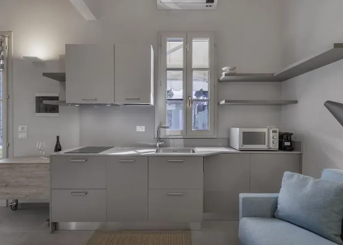 Mango - Affitti Brevi Italia * Βιαρέτζιο